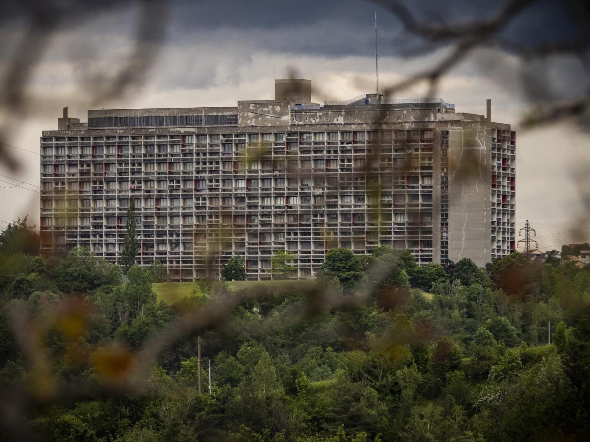 La Maison Sous Le Noyer Lägenhet Montessut Exteriör bild